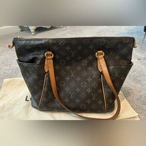 Authentic Louis Vuitton Totally Classic Brown Monogram Tote